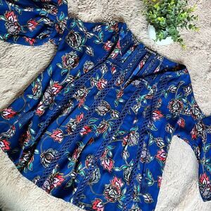 Express Cold Shoulder Royal Blue Boho Floral Print Tassel Blouse Size: XS